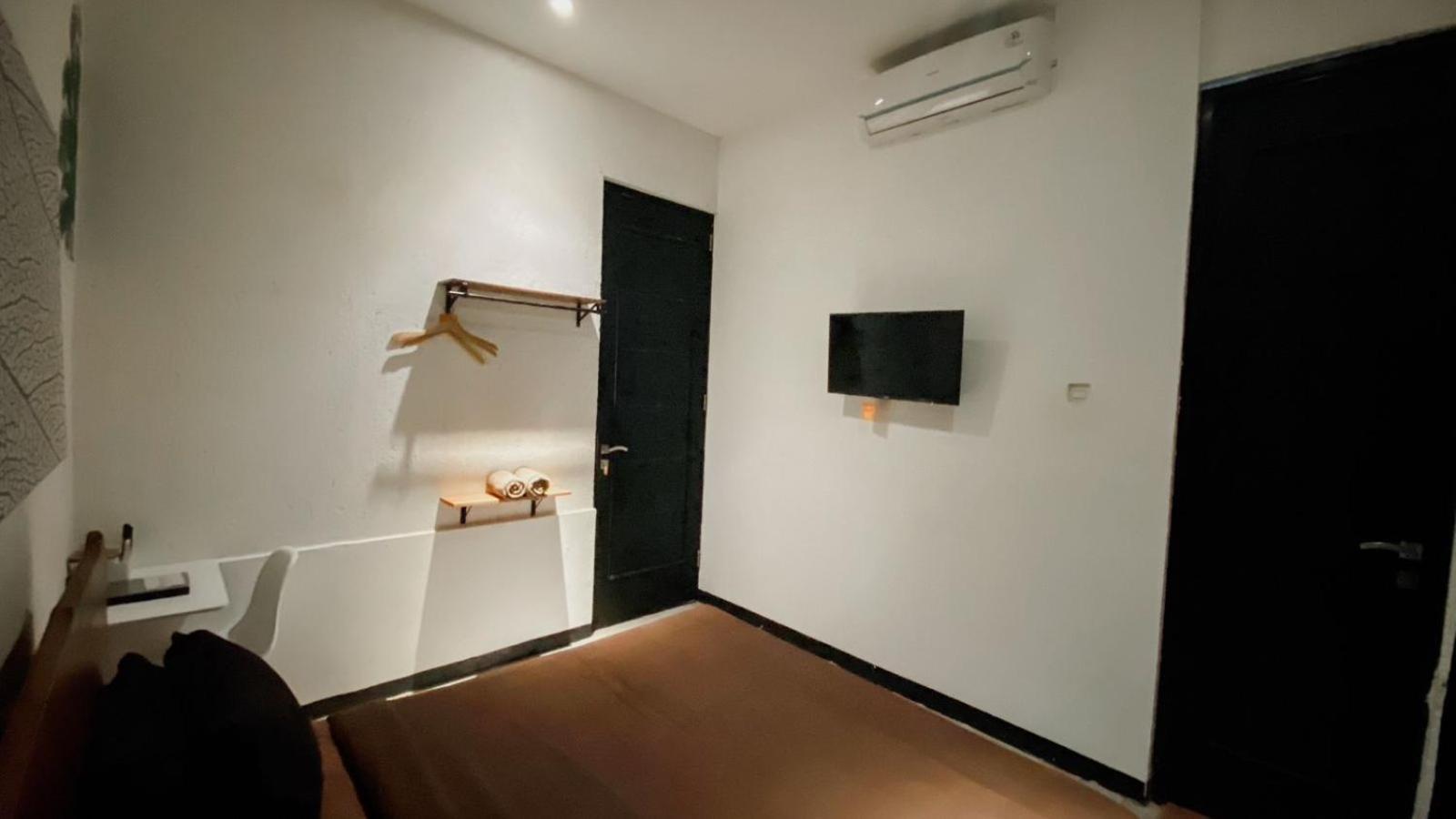 Escotel Tempekan Guest House Canggu  Luaran gambar